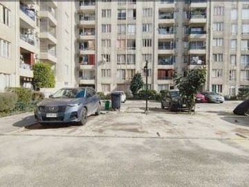 Venta / Estacionamiento / Santiago