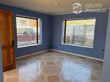Casa en venta en Los Abedules, Concón - 5 dormitorios, 2 baños