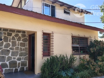 Casa en venta en avda Belloto, Quilpué - 4 dormitorios, 2 baños
