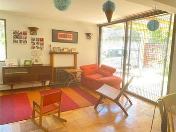 Casa en venta en Joaquin cerda - luis pateur colegio maisonette, Vitacura - 3 dormitorios, 2 baños