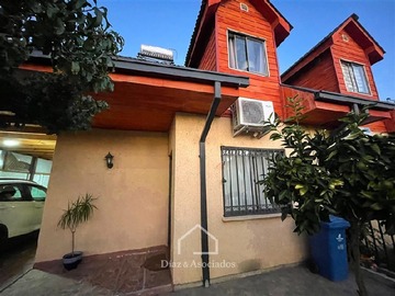 Casa en venta en Villa don Ambrosio, San Javier de Loncomilla - 2 dormitorios, 2 baños