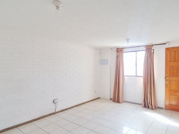 Casa en arriendo mensual en Alfredo silva carvallo / presidente bulnes, Maipú - 3 dormitorios, 2 baños