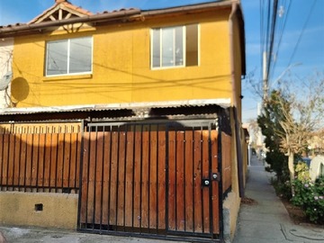 Casa en arriendo mensual en los beduinos 5, Maipú - 4 dormitorios, 1 baño