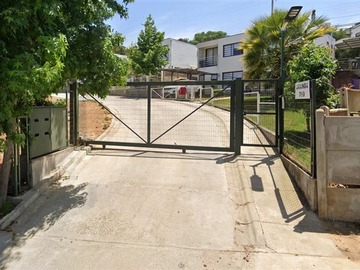Casa en venta en Calle Aranda 789, Villa Alemana - 4 dormitorios, 3 baños
