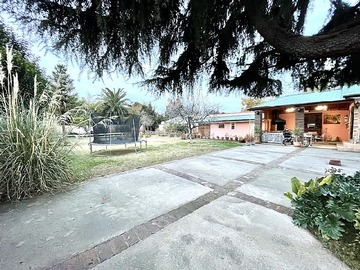Casa en venta en Gran casa en villa triana, Rancagua - 4 dormitorios, 2 baños