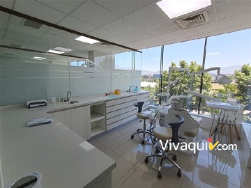 Oficina en venta en Puente Nuevo, Lo Barnechea - 5 dormitorios, 2 baños