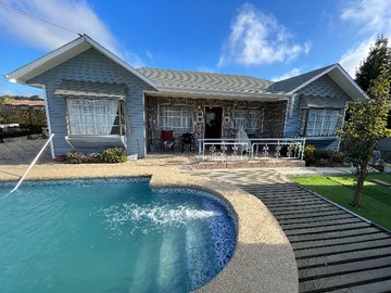 Casa en venta en Pasaje Amatista, Algarrobo - 3 dormitorios, 2 baños