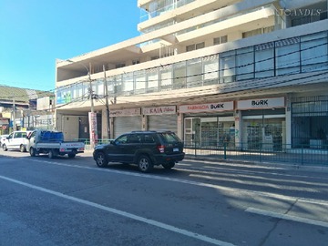 Local Comercial en arriendo mensual en Calle Quillota entre Viana y Av valparaiso, Viña del Mar - 1 baño