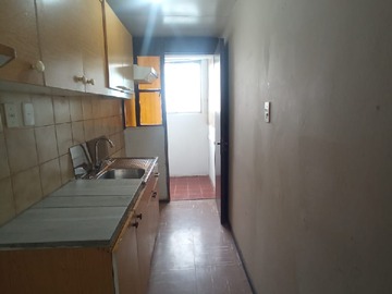 Departamento en arriendo mensual en Arriendo de Departamento Cercano a Agua Santa - 3 dormitorios, 1 baño