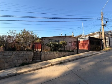 Casa en venta en villa berlin, Valparaíso - 3 dormitorios, 1 baño
