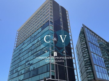 Oficina en venta en Avenida José Manuel Balmaceda 2455, Antofagasta, Región de Antofagasta 1240000, Chile, Antofagasta - 2 baños