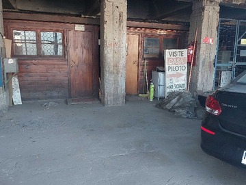 Terreno Industrial en venta en Bodega industrial de 1054M2 (170934), Santiago - 2 baños