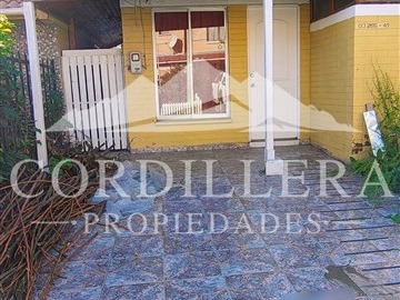 Casa en arriendo mensual en avenida eyzaguirre 03265, Puente Alto - 3 dormitorios, 1 baño