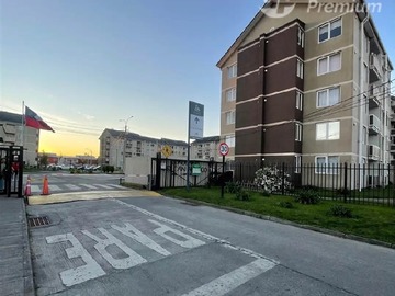 Departamento en arriendo mensual en Carier 1583 edificio 3 condominio Volcan Antuco, Los Ángeles - 2 dormitorios, 1 baño