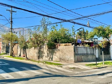 Terreno en venta en Quebrada de suca con av las parcelas, Peñalolén