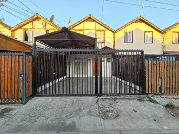 Casa en venta en Midmall maipú, Maipú - 3 dormitorios, 2 baños