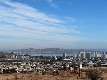 Sitio en venta en ubicado en Avda Las Palmeras por el Sur, Avda Alberto Arenas por el oriente y Avda Gabriela Mistral por el poniente, La Serena