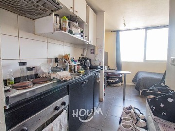 Departamento en venta en Arturo Prat, Santiago - 1 dormitorio, 1 baño