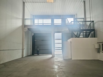 Bodega en arriendo mensual en Bodega 249 m2 sector el montijo renca, Renca - 2 dormitorios, 1 baño