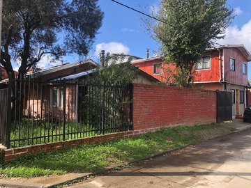 Casa en venta en ., Valdivia - 7 dormitorios, 3 baños