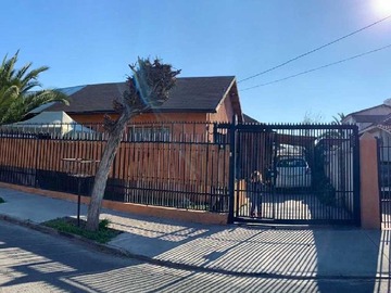 Casa en venta en Oportunidad de Inversión en Zona Tranquila (152116), Santiago - 3 dormitorios, 2 baños