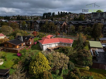 Oficina en arriendo mensual en Calle Klenner, Puerto Varas - 6 dormitorios, 3 baños