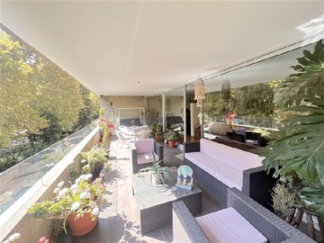 Departamento en venta en Exclusivo depto como nuevo, colegio sscc de manquehue, mons esc de balaguer¡¡¡¡¡, Vitacura - 4 dormitorios, 4 baños