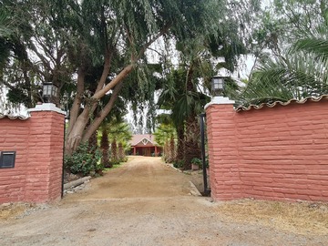 Terreno en venta en Oportunidad 5000 mt2 2 casas en Alto Rumay (63037), Melipilla - 3 dormitorios, 2 baños