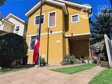 Casa en venta en Los Torreones Peñablanca, Villa Alemana - 3 dormitorios, 2 baños