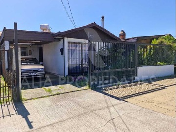 Casa en venta en Casa en Venta en Ubicación Privilegiada (132282), Chillán - 3 dormitorios, 2 baños