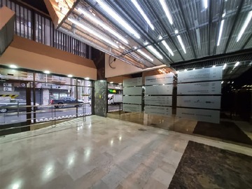 Oficina en venta en Amunategui, Santiago - 7 dormitorios, 4 baños