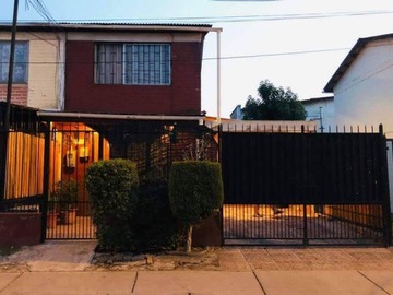 Casa en venta en Padre Alberto Hurtado 930, Puente Alto, Región Metropolitana de Santiago 8150000, Chile, Puente Alto - 3 dormitorios, 1 baño