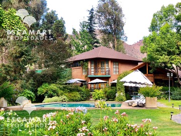 Casa en venta en Angostura Golf Country Club, Mostazal - 5 dormitorios, 5 baños