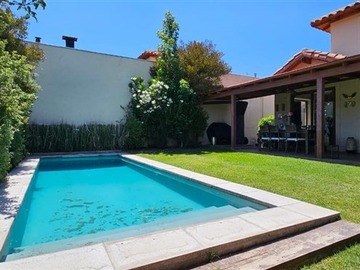 Casa en venta en Piedra Roja, Colina - 3 dormitorios, 3 baños