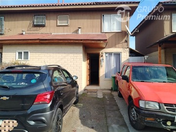 Casa en venta en Acceso Sur Puente Alto Casa 3D 1B 1 Estacionamiento, Por tan Solo a $98,00.000, Puente Alto - 3 dormitorios, 1 baño