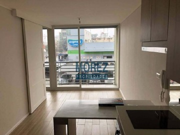 Departamento en venta en Depto. 1d. 1b. 1bo. Metro toesca, Santiago - 1 dormitorio, 1 baño