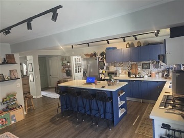 Casa en venta en Lucas de la Robbia / Brunellesco, Las Condes - 4 dormitorios, 4 baños