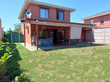 Casa en venta en Estupenda casa con gran terreno/ Buin (119345), Buin - 3 dormitorios, 3 baños