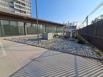 Local Comercial en arriendo mensual en Excelente Inversión: Espacio Comercial Céntri (161547), San Miguel - 1 baño