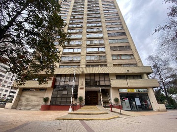Departamento en venta en Dpto 3D 2B 1E 1B! A Pasos del Parque Arauco! (169354), Las Condes - 3 dormitorios, 2 baños