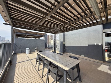 Departamento en arriendo mensual en Club hipico, Santiago - 2 dormitorios, 2 baños