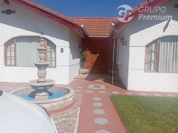 Casa en venta en Entre Estadio municipal de Nogales y Puente El Litre, Nogales - 4 dormitorios, 4 baños