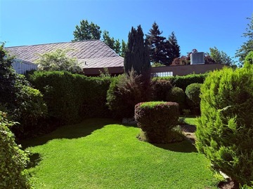 Casa en arriendo mensual en Chillán, Chillán - 5 dormitorios, 3 baños