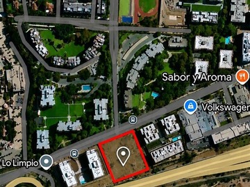 Terreno en venta en Gran sitio para construcción de edificio de 8 pisos densidad alta, Lo Barnechea