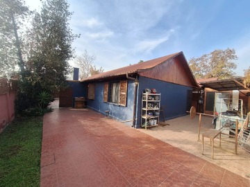 Casa en venta en Humeres 4437, Macul - 4 dormitorios, 2 baños