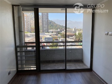 Departamento en venta en Avenida Recoleta a pasos de Clínica Davila., Recoleta - 1 dormitorio, 1 baño