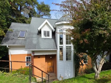 Casa en venta en Silos de Torobayo, Valdivia - 5 dormitorios, 4 baños