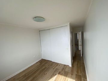 Departamento en arriendo mensual en Avenida Diego Portales 571, Valparaíso, Región de Valparaíso 2340000, Chile, Valparaíso - 3 dormitorios, 2 baños