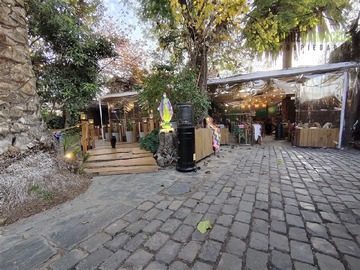 Local Comercial en venta en Monseñor Edwards con Príncipe de Gales, La Reina - 4 baños