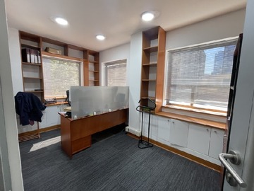 Oficina en arriendo mensual en Oficina metro tobalaba 86 m2, Providencia - 4 dormitorios, 3 baños